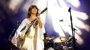 Ella Langley singing on stage during a 2026 Dandelion Tour headline set